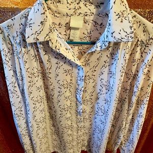 H&M long sleeve, button up blouse. Never worn, only tried on.